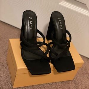 Simmi London Black square toe block heel